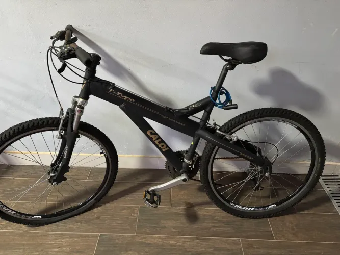 Bicicleta caloi t-type 