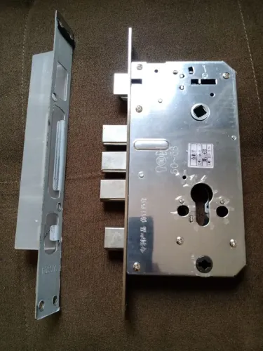 Fechadura Eletrônica para Porta de Entrada