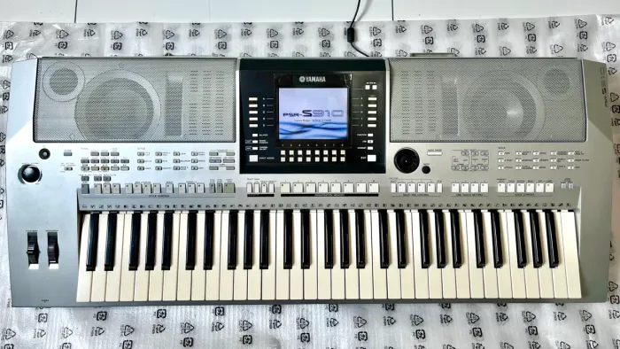Teclado Yamaha PSR-S910