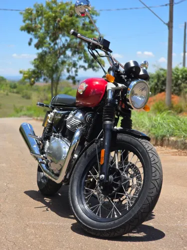 Royal Enfield Interceptor 650 2024