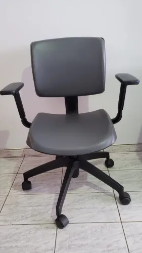 cadeira ergométrica Giroflex escritório e estudo - Raridade