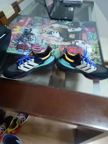 Adidas Ultraboost - 43 estado de zero.