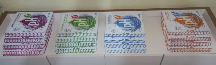 Livros PH 1? ano do ensino médio