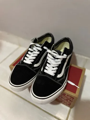 Tênis Vans Old Skool Preto e Branco