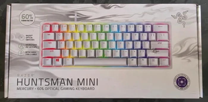 [LACRADO] Teclado Mecânico Gamer Razer Huntsman Mini, Purple Switch, Mercury Branco