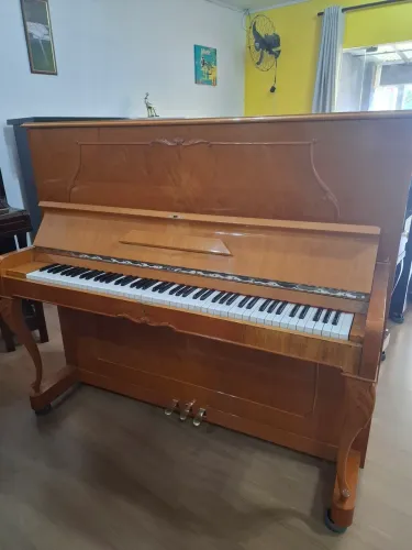 Piano Schneider Residencial Marfim 