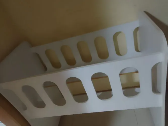 Vendo um berço com colchão