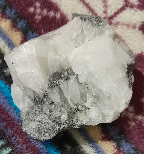 Linda pedra, Natural para Decoração - Peça Única.