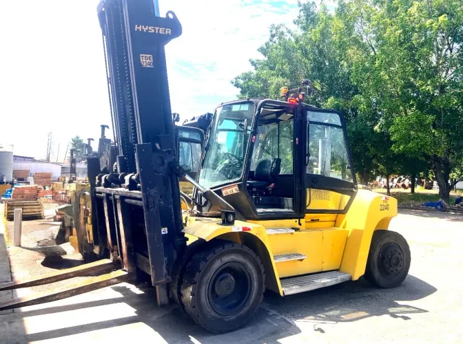 Empilhadeira Hyster H360 ano 2018, à Diesel e ar condicionado, em SP