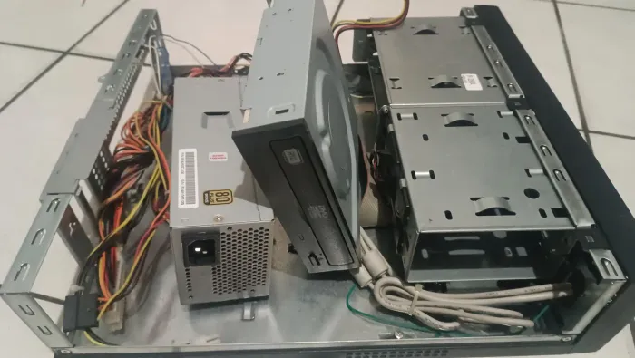 Peças eletrônicas