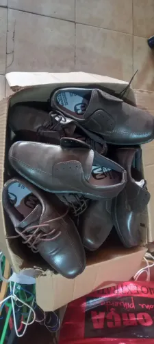 Lote de sapatos novos para brecho ou bazar
