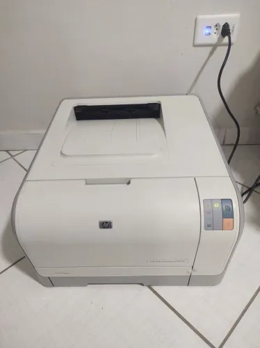 Impressora HP Color LaserJet CP1215 Aceito troca