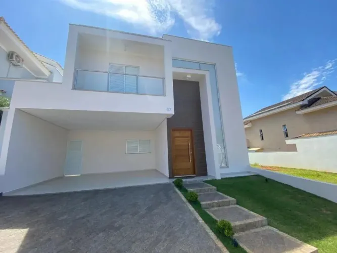 Casa em Condomínio na Chácaras Reunidas São Jorge, Sorocaba-SP: 3 quartos, 3 suítes, 2 sal