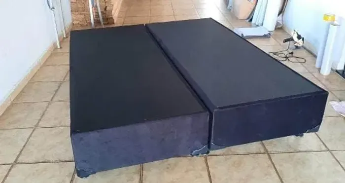 Base Box King no Poliéster R$489,99 Entrega Hoje!!!
