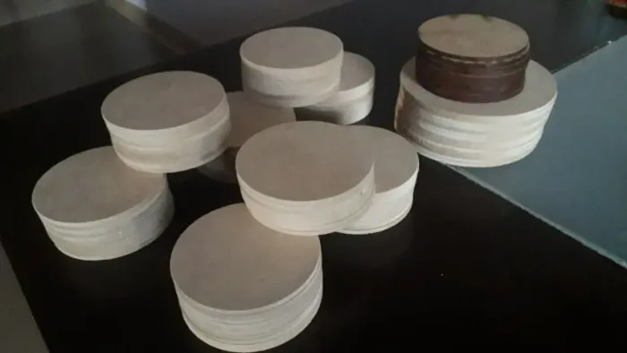Porta copos em MDF maiores e menores novos