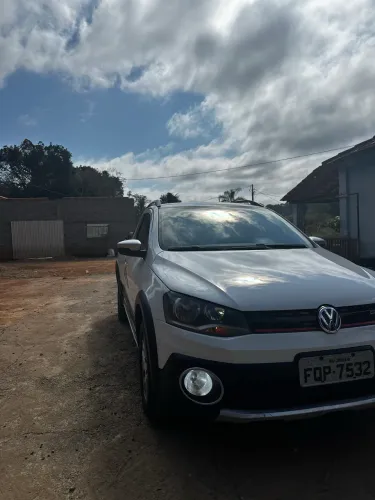 Saveiro Cross completa 2014