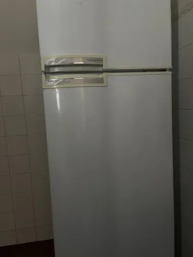 GELADEIRA CONTINENTAL