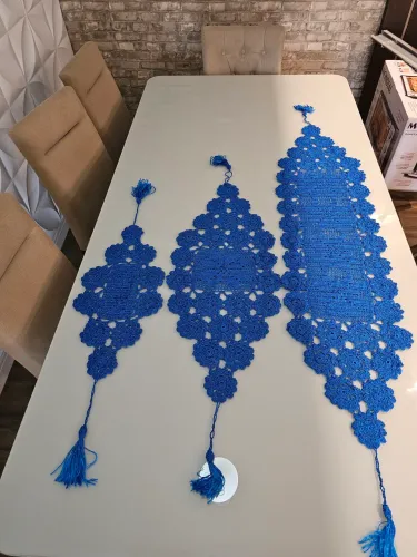 Trio de caminhos de mesa novos R$ 200,00 - leia a descrição