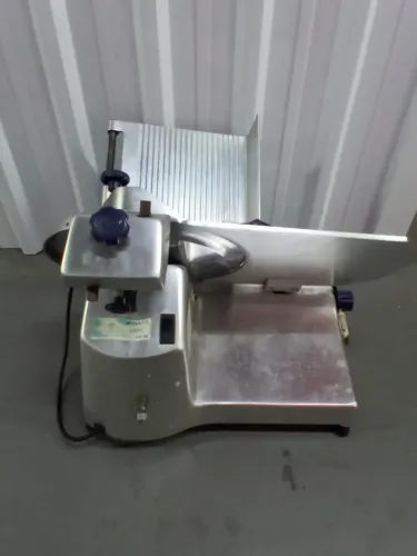 Fatiadora GLP300,Gural, bivolt pela chave