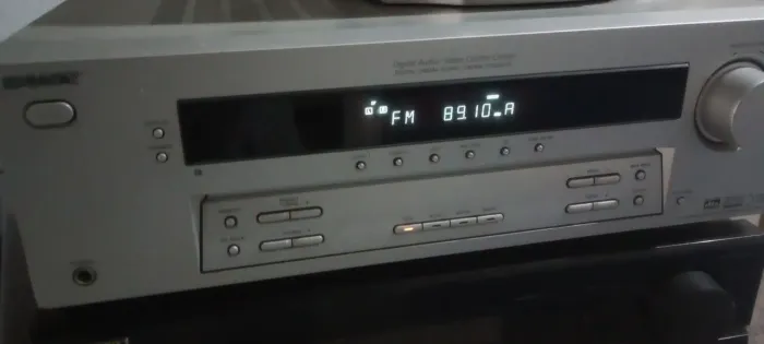 Receiver sony