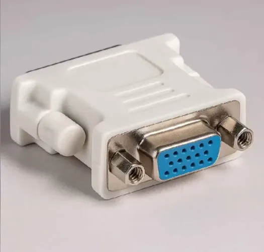 Adaptador Dvi Para Vga Branco Conexão de PCs e notebooks em monitores VGA