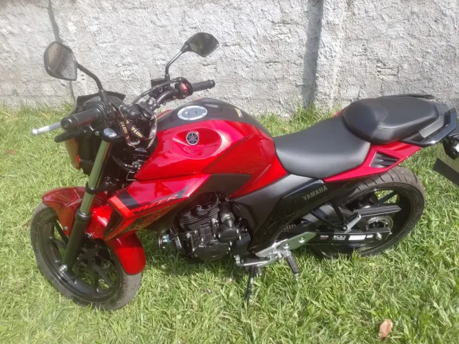 Yamaha Fazer 250 25/25 R$ 23.990 ZERO