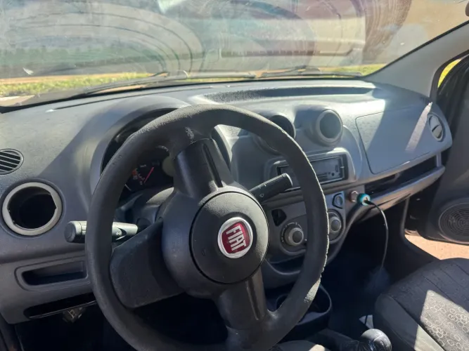 Fiat Uno Vivace 1.0 EVO Fire Flex 8V 3P 2012
