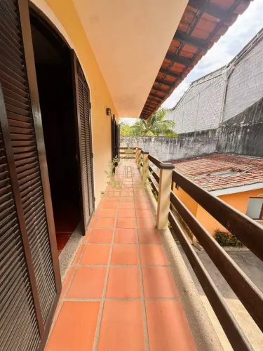 Sobrado de 2 Quartos para Locação Coqueiral, Araruama/RJ