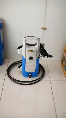 Jato de Água (SHUZ 110 Vts)