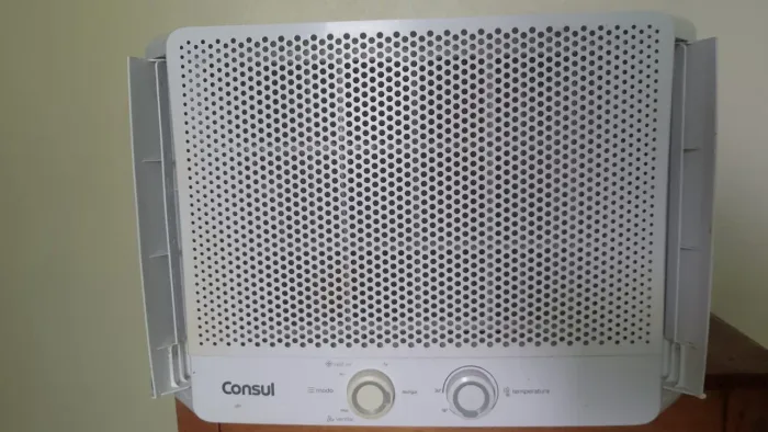 Ar condicionado 10 mil btus gelando super bem Consul