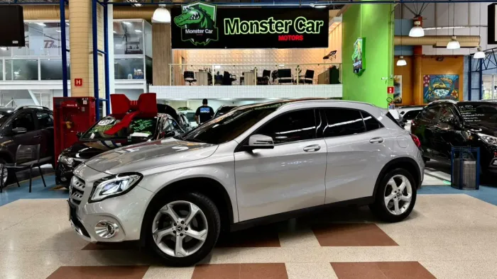Mercedes-Benz GLA 200 Adv. 1.6/1.6 TB 16V Flex Aut. 2018