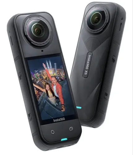 Câmera Insta360 x5