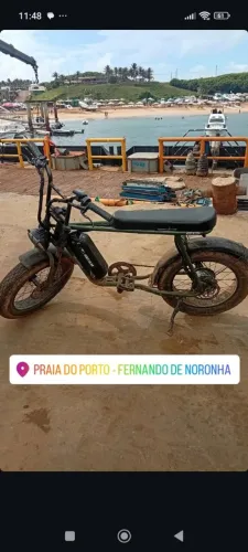 Baik elétrica muito boa farol d led buzina ótima para ir pra o trabalho usada pouco 