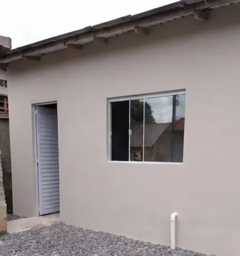 Aluga-se Kitnet Prática e Bem Localizada!