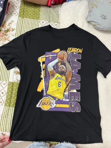 Camiseta Lebron James