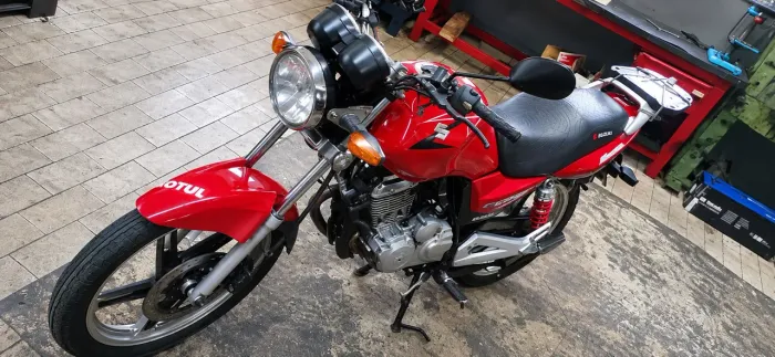 Suzuki GSR 150i 2012