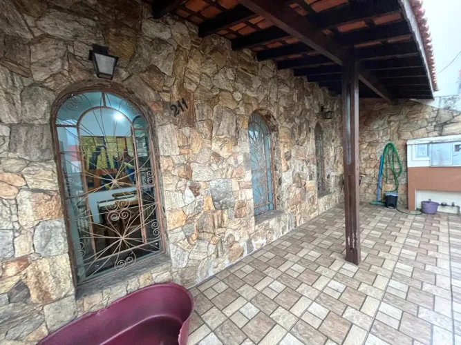 Grande oportunidade de casa na Vila Jardini - Seu novo lar com tranquilidade e segurança
