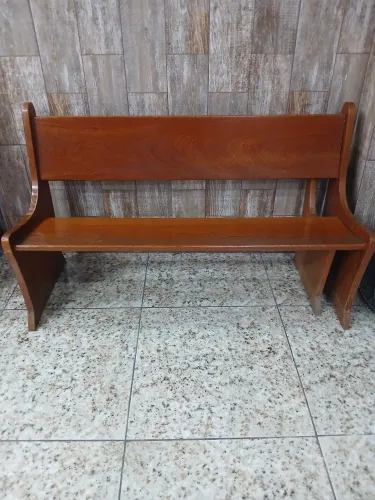 Vendo Banco em Madeira Maciça
