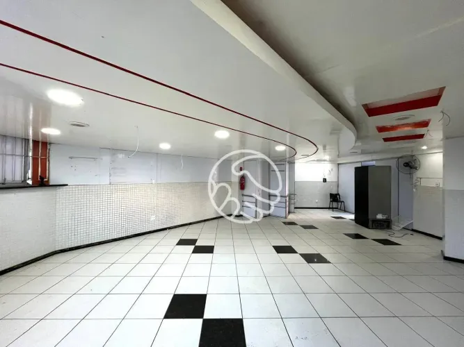 Loja para locação anual no centro, Guarapari- ES.