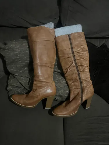 Botas couro legítimo