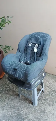 Cadeirinha Bebê conforto em ótimo estado. Preço justo. 