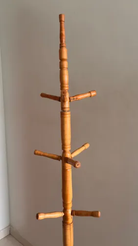 Pendurador Cabideiro Mancebo de roupas