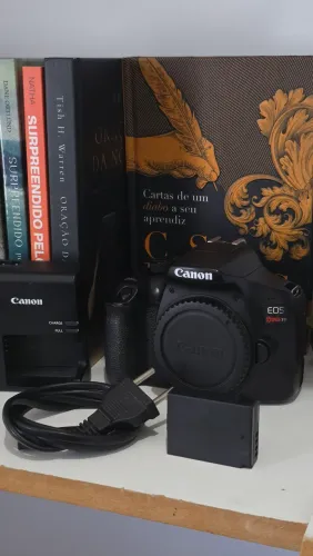 Canon T6