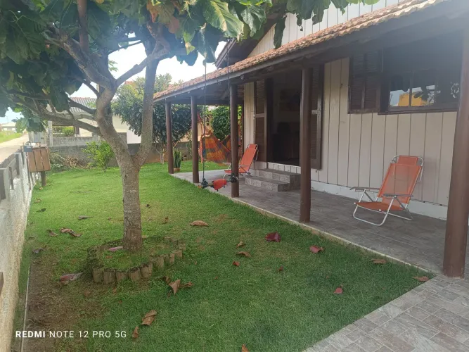 Casa no Balneário Camacho