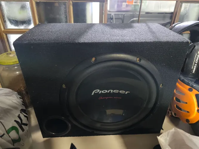 Caixa de grave Pioneer 1600 wats