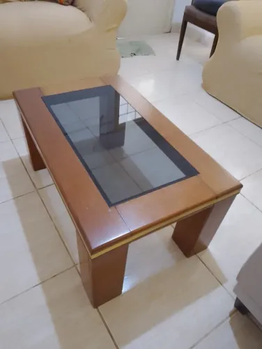 Mesa centro em Magno