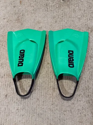 Nadadeira Arena Powerfin Pro II 44-45