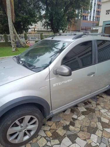 Renault Sandero Stepway Hi-power 1.6 8V 5P 2013
