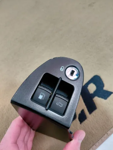 Comando Botão Portinhola Tanque Combustível e Abertura Porta mala VW Bora/Golf MK4/ Passat