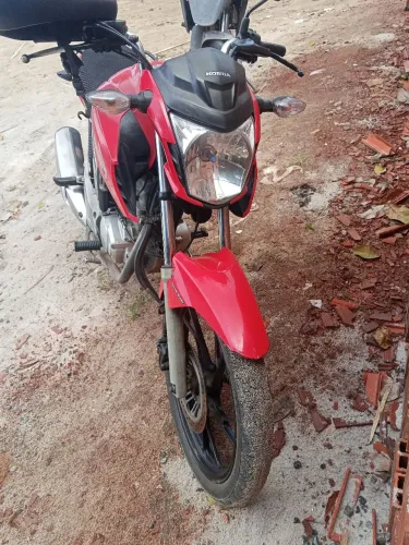 Fan 150 2014 troco por carro